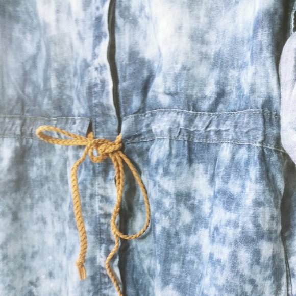 Life In Progress Acid Washed Chambray Dress - Sz M - Picture 3 of 4